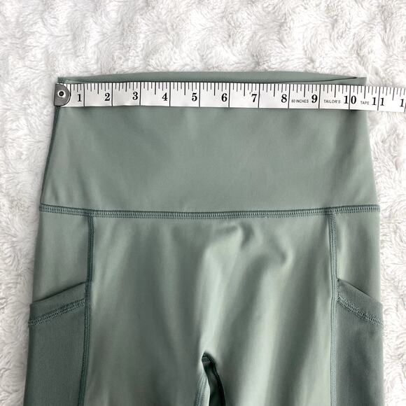 Aerie Offline Sage Green Mesh Panels Goals High Rise Athletic 7/8 Leggings S - Picture 7 of 9